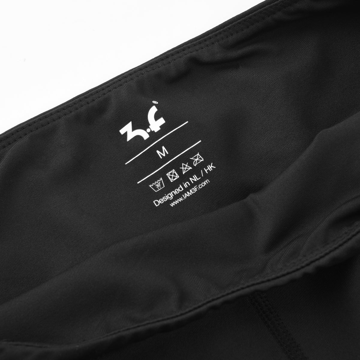 3f activewear leggings designed for yoga in Nl and HK