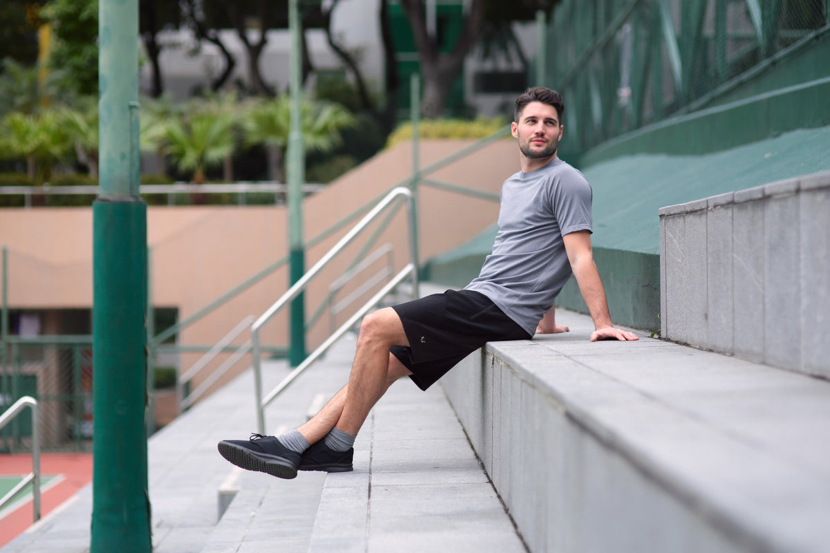MODEL wear functional workout t-shirt " Gus" - IAM3F