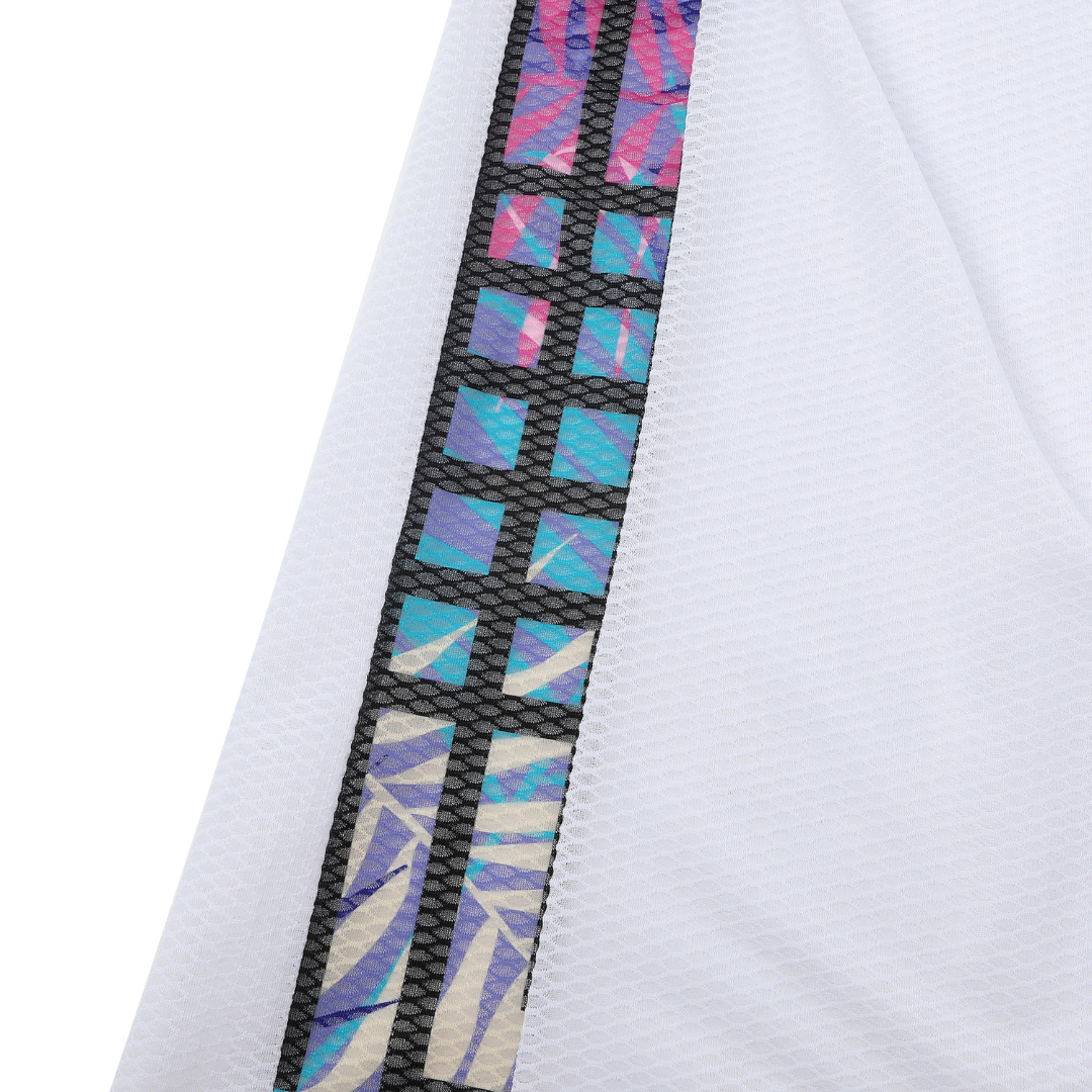 3F functional t-shirt Allyson is a super breathable, ultra light and comfortable t-shirt for all your outdoor activities. Whether this is running, hiking, trial running or your marathon or long distance challenges it is designed to not let you down.