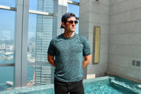 model wear axel t-shirt