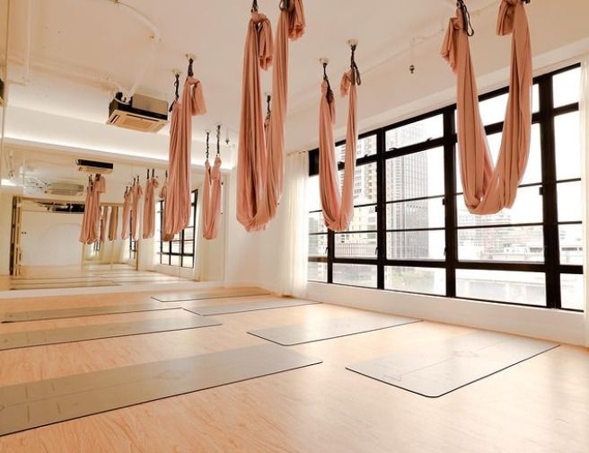 Floor Yoga & Aerial Yoga - Bebrave - Tsim Sha Tsui